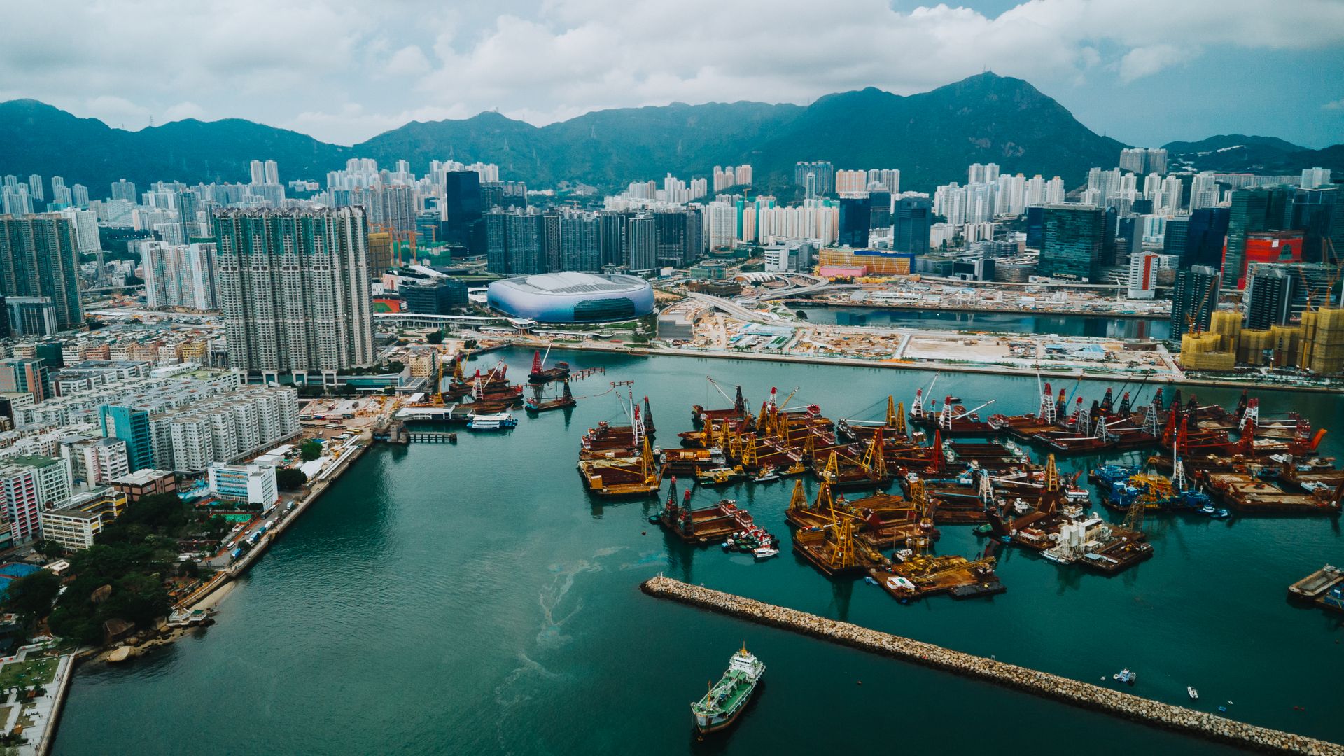 香港